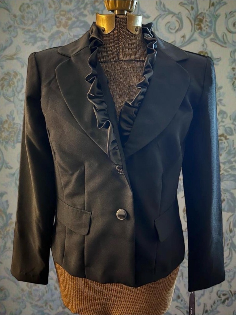 Vintage 90s T. Milano Jacket Blazer Black with Ruffles NWT